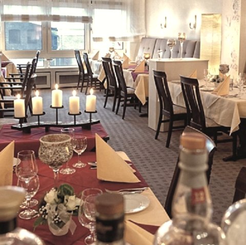 Hotel-Restaurant Rosenflora, © Hotel-Restaurant Rosenflora Hotel-Restaurant Rosenflora, © Hotel-Restaurant Rosenflora