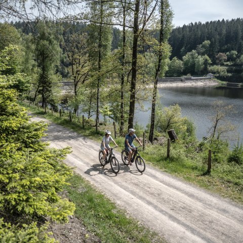 Mit dem Fahrrad rund um die Kalltalsperre, © Städteregion Aachen, Dennis Stratmann Mit dem Fahrrad rund um die Kalltalsperre, © Städteregion Aachen, Dennis Stratmann