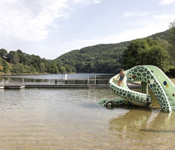 Naturerlebnisbad Einruhr Rutschspaß, © Eifel Tourismus GmbH, Tobias Vollmer Naturerlebnisbad Einruhr Rutschspaß, © Eifel Tourismus GmbH, Tobias Vollmer