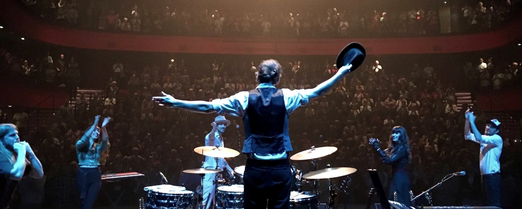 Fleetwood Mac by The Cosmic Carnival, © Richard Beukelaar Fleetwood Mac by The Cosmic Carnival, © Richard Beukelaar