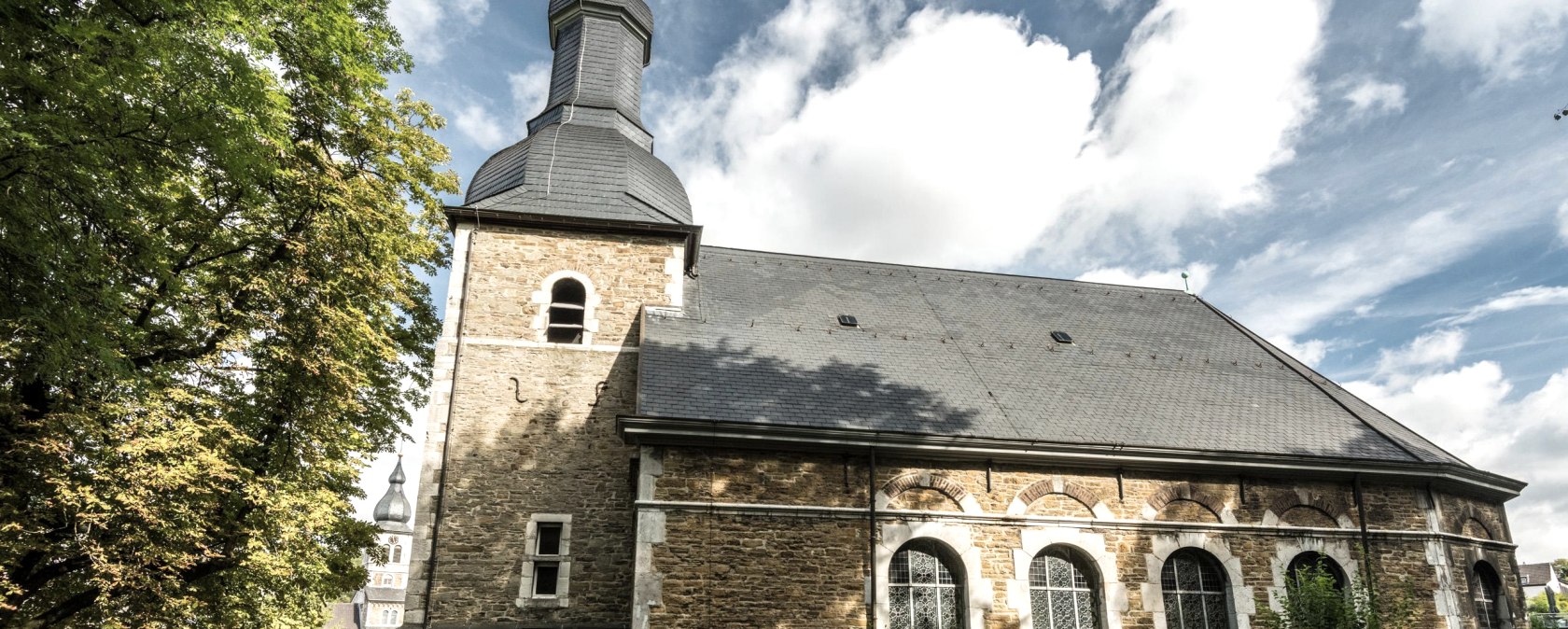 Finkenbergkirche, © Fotos: Dominik Ketz / Stolberg-Touristik Finkenbergkirche, © Fotos: Dominik Ketz / Stolberg-Touristik