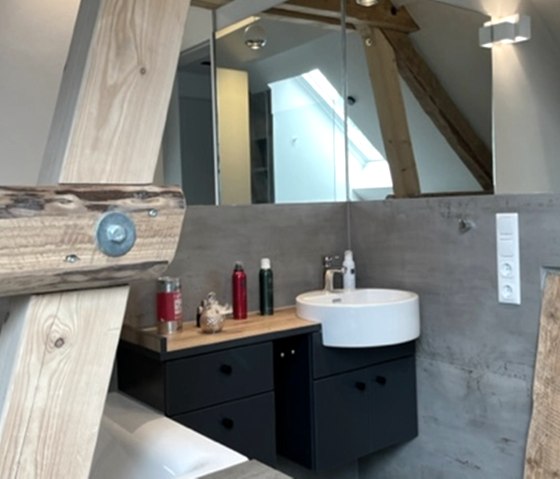 Whg. 1 Bad Whg. 1 Bad