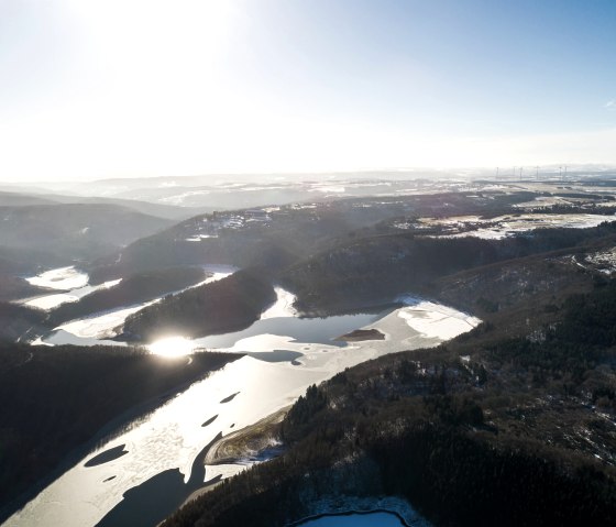 Urft reservoir in winter, Eifel National Park, © Tourismus NRW e.V. Urft reservoir in winter, Eifel National Park, © Tourismus NRW e.V.
