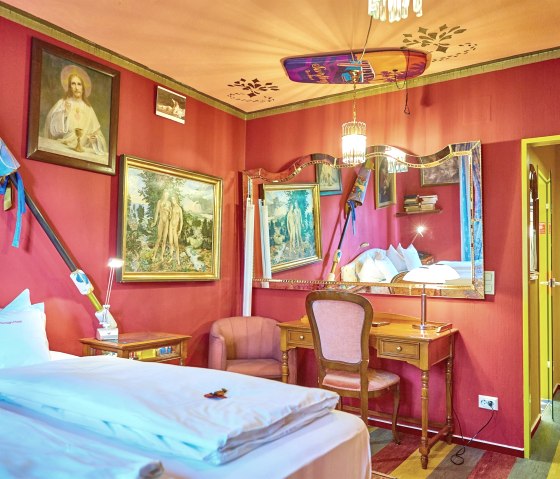 20200819mh_DESIGN-HOTEL-Zimmer15-006, © Nordeifel Tourismus GmbH & Design Hotel Euskirchen 20200819mh_DESIGN-HOTEL-Zimmer15-006, © Nordeifel Tourismus GmbH & Design Hotel Euskirchen