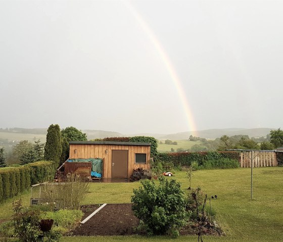 Garten_Regenbogen_2020, © Nordeifel Tourismus GmbH & Ferienwohnung Zur schönen Aussicht Garten_Regenbogen_2020, © Nordeifel Tourismus GmbH & Ferienwohnung Zur schönen Aussicht