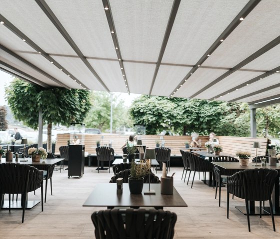 Josi´s Restaurant 2, © Dimension Media Josi´s Restaurant 2, © Dimension Media