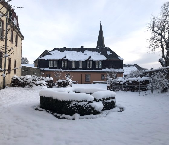 Außenansicht Winter, © Nordeifel Tourismus GmbH & La Maison Außenansicht Winter, © Nordeifel Tourismus GmbH & La Maison