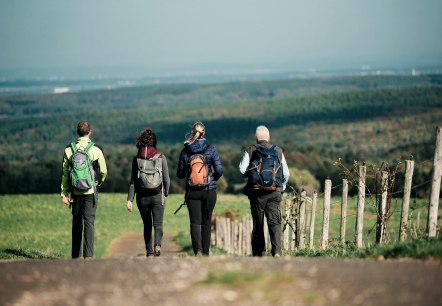 Wandergruppe in der Eifel, © Paul Meixner Wandergruppe in der Eifel, © Paul Meixner