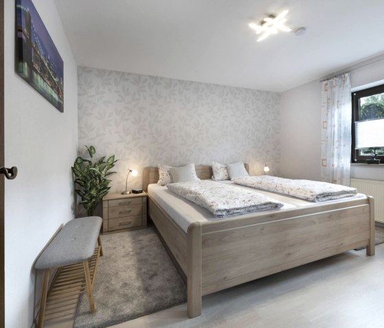 Ferienwohnung-Schavener-Heide-Schlafzimmer, © Nordeifel Tourismus GmbH & Ferienwohnung Schavener Heide Ferienwohnung-Schavener-Heide-Schlafzimmer, © Nordeifel Tourismus GmbH & Ferienwohnung Schavener Heide