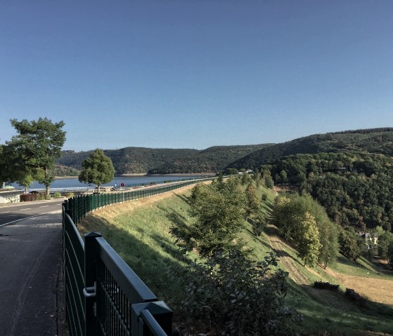 Die Staumauer des Rursees, © Rureifel Tourismus e.V. - Dennis Winands Die Staumauer des Rursees, © Rureifel Tourismus e.V. - Dennis Winands