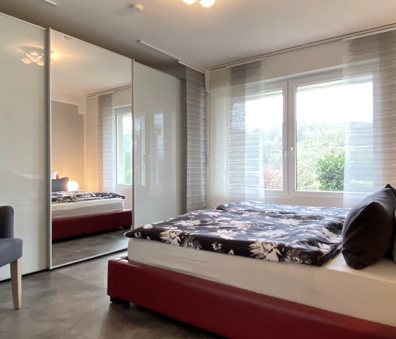 Schlafzimmer, © Ferienwohnung Waldblick Zweifall Schlafzimmer, © Ferienwohnung Waldblick Zweifall