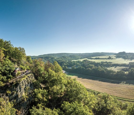 Weiter Blick in die Eifel von der Kuckucksley, © Eifel Tourismus GmbH, Dominik Ketz Weiter Blick in die Eifel von der Kuckucksley, © Eifel Tourismus GmbH, Dominik Ketz