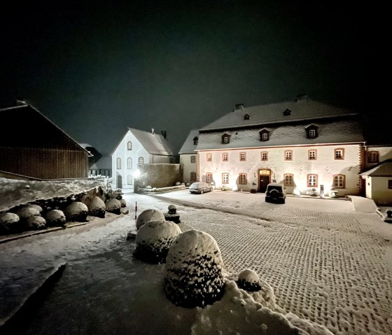 Winter, © Nordeifel Tourismus GmbH & Burghaus und Villa Kronenburg Winter, © Nordeifel Tourismus GmbH & Burghaus und Villa Kronenburg