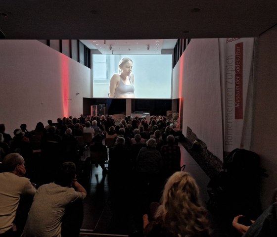 Freiluftkino im Museum, © Freiluftkino Zülpich e.V. Freiluftkino im Museum, © Freiluftkino Zülpich e.V.