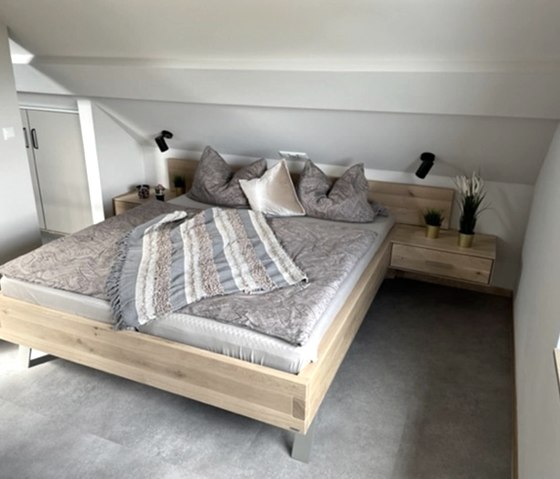 Whg. 1 Schlafzimmer Whg. 1 Schlafzimmer