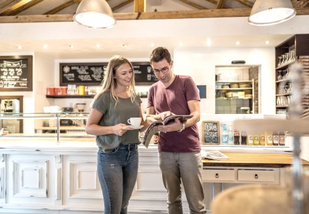 Im Café Bosselbach, © Kreis Düren | Dennis Stratmann Im Café Bosselbach, © Kreis Düren | Dennis Stratmann