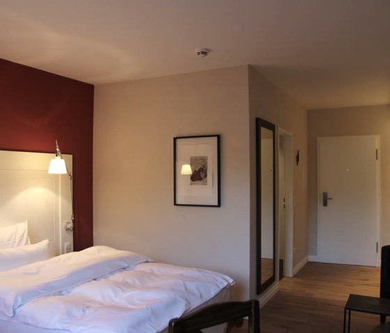 Doppelzimmer Neues Gästehaus.., © Nordeifel Tourismus GmbH & Gästehaus Kloster Steinfeld Doppelzimmer Neues Gästehaus.., © Nordeifel Tourismus GmbH & Gästehaus Kloster Steinfeld