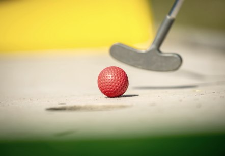 Minigolf, © Eifel Tourismus GmbH, Dominik Ketz Minigolf, © Eifel Tourismus GmbH, Dominik Ketz
