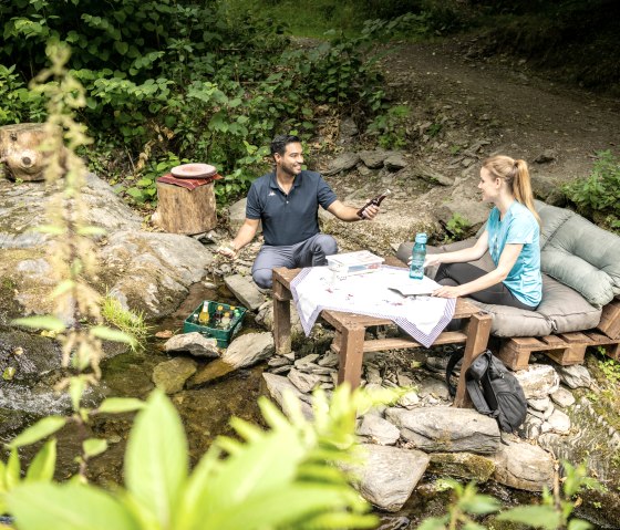 Wanderweg Nr. 47 zur Ölmühle im Tiefenbachtal, © Eifel Tourismus GmbH, Dominik Ketz Wanderweg Nr. 47 zur Ölmühle im Tiefenbachtal, © Eifel Tourismus GmbH, Dominik Ketz