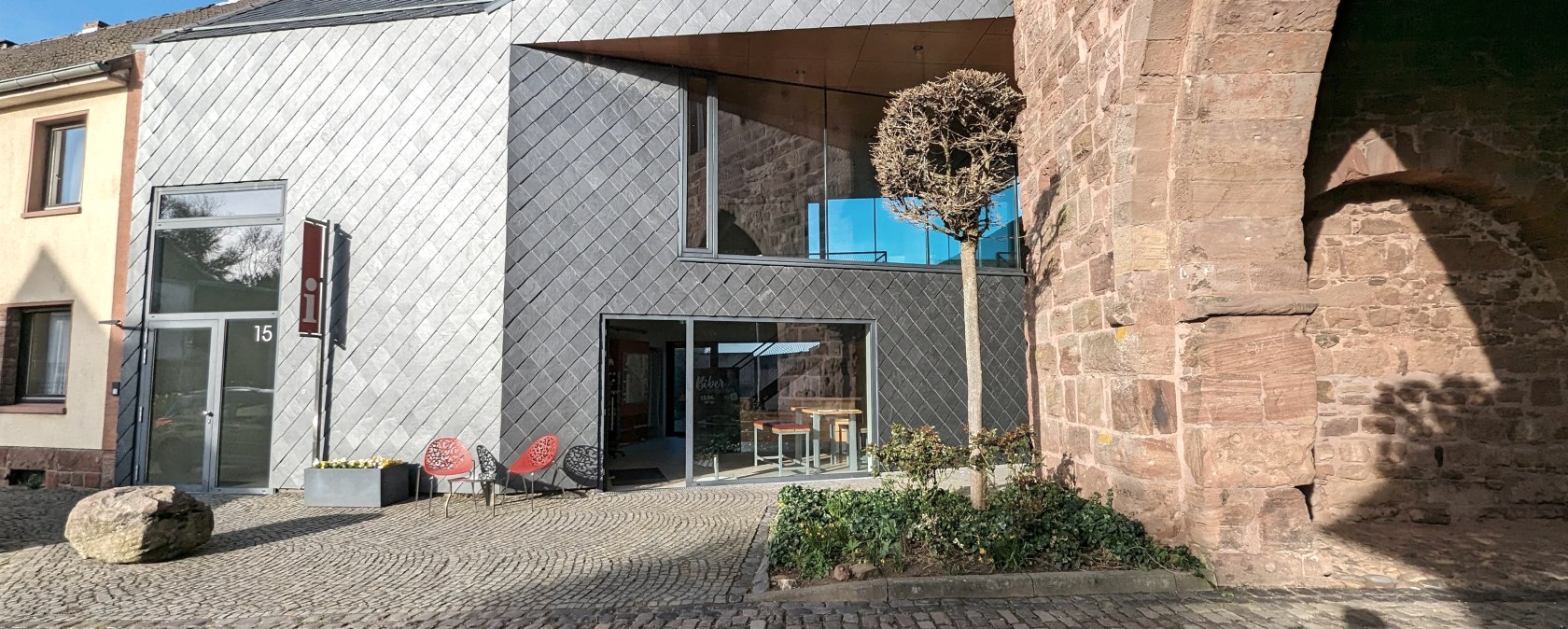 Nationalpark-Tor Nideggen, © Rureifel-Tourismus e.V. Nationalpark-Tor Nideggen, © Rureifel-Tourismus e.V.