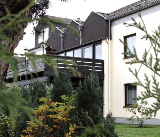 Hotelansicht, © Nordeifel Tourismus GmbH & Garni Hotel Haus Salzberg Hotelansicht, © Nordeifel Tourismus GmbH & Garni Hotel Haus Salzberg