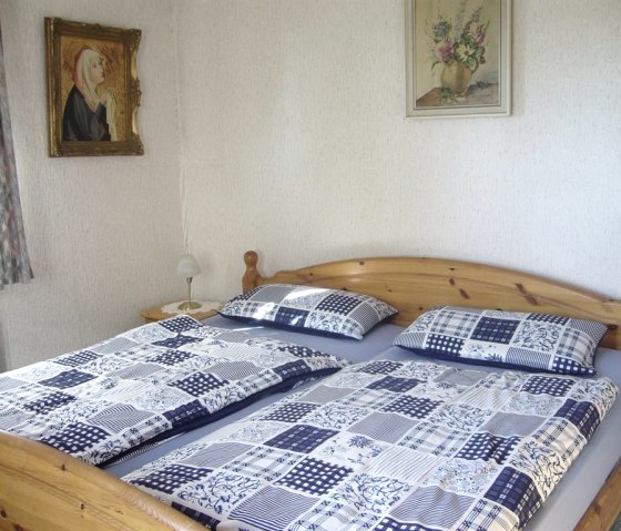 1. Schlafzimmer, © Nordeifel Tourismus GmbH & Ferienhaus Cremer 1. Schlafzimmer, © Nordeifel Tourismus GmbH & Ferienhaus Cremer