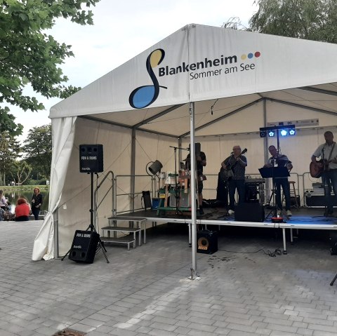 Konzert bei Sommer am See, © Gemeinde Blankenheim Konzert bei Sommer am See, © Gemeinde Blankenheim