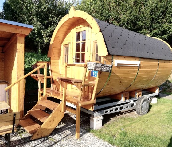 Living barrel with outdoor kitchen Living barrel with outdoor kitchen