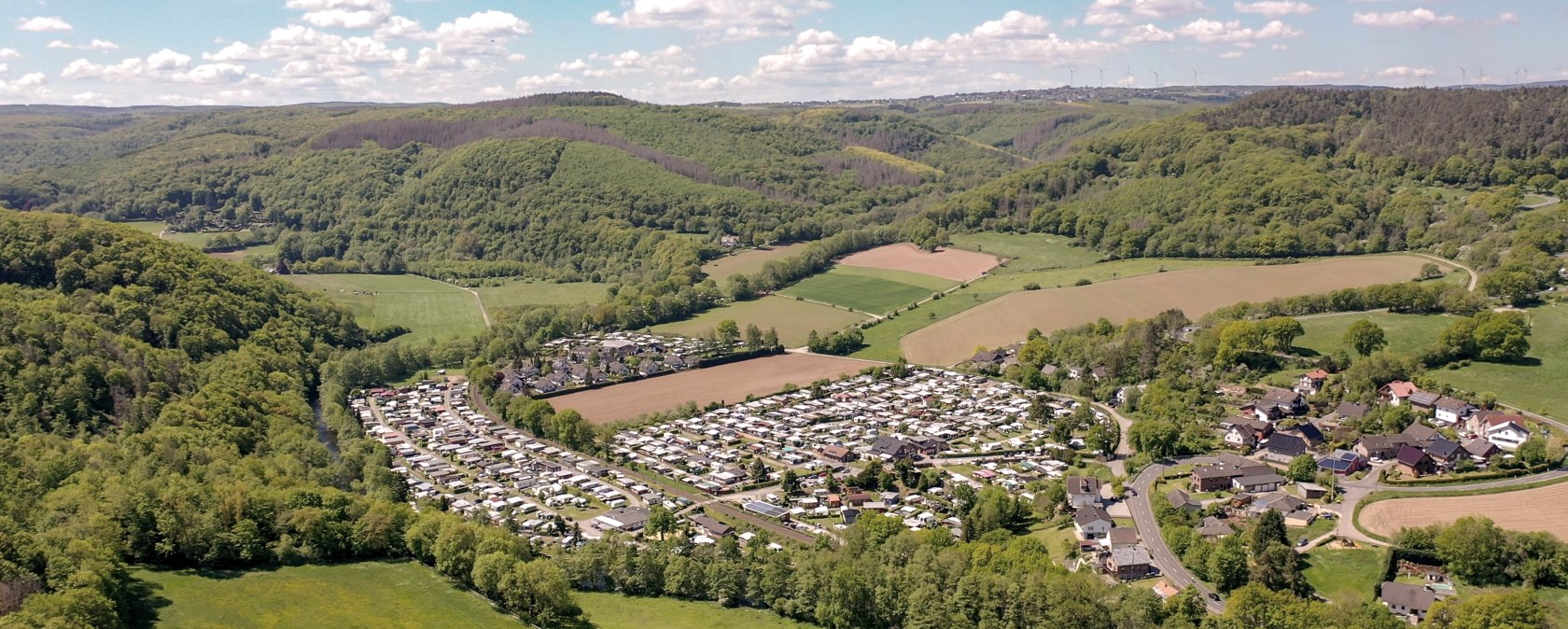 Luftaufnahme Campingplatz Hetzingen, © Campingplatz Hetzingen Luftaufnahme Campingplatz Hetzingen, © Campingplatz Hetzingen
