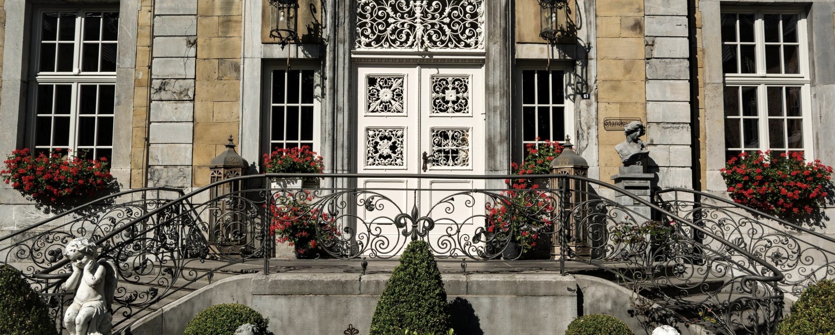 Kupferhof Rosenthal Aufgang, © Fotos: Michael Eimler/ Stolberg-Touristik Kupferhof Rosenthal Aufgang, © Fotos: Michael Eimler/ Stolberg-Touristik