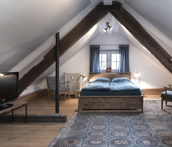Schlafzimmer_3_1, &copy; Nordeifel Tourismus GmbH & Zum Goldenen Schaf