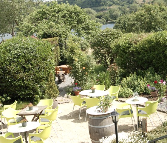Terrasse mit Maarblick, © Café Restaurant Maarblick