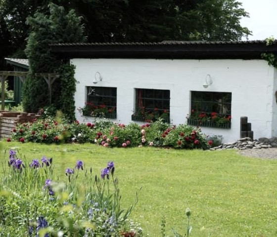 Gartenanlage1, &copy; Ferienwohnung Buch uns