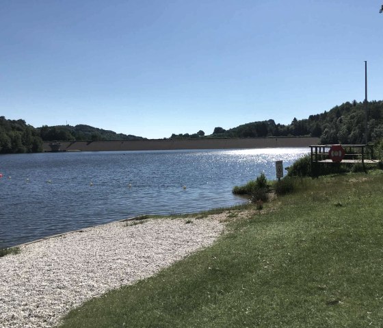 Badesee Kronenburg-, &copy; Nordeifel Tourismus GmbH & Ferienwohnung Auszeit