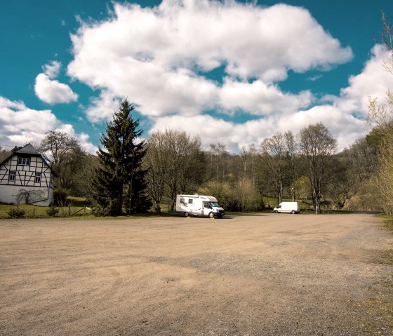 Pitch1, © Nordeifel Tourismus GmbH & Wohnmobilstellplatz Schwanenweiher