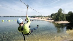 Seepark Z&uuml;lpich, Flying Fox &uuml;ber dem See, &copy; Seepark Z&uuml;lpich