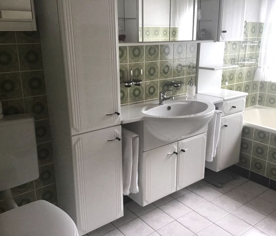 Badezimmer, &copy; Nordeifel Tourismus GmbH & Ferienhaus Klasen