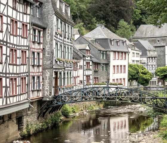 Historische Altstadt Monschau (ca. 5 km entfernt), &copy; Eifel Tourismus GmbH, Dominik Ketz