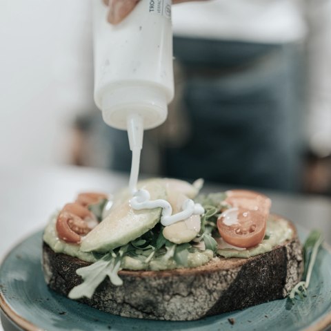 Josi&acute;s Restaurant, &copy; Dimension Media