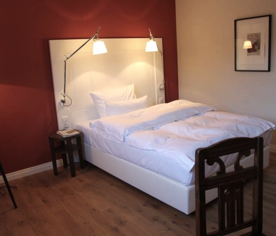 Einzelzimmer Neues G&auml;stehaus, &copy; Nordeifel Tourismus GmbH & G&auml;stehaus Kloster Steinfeld