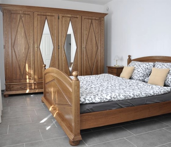 Schlafzimmer, &copy; www.rureifel-fewo.de