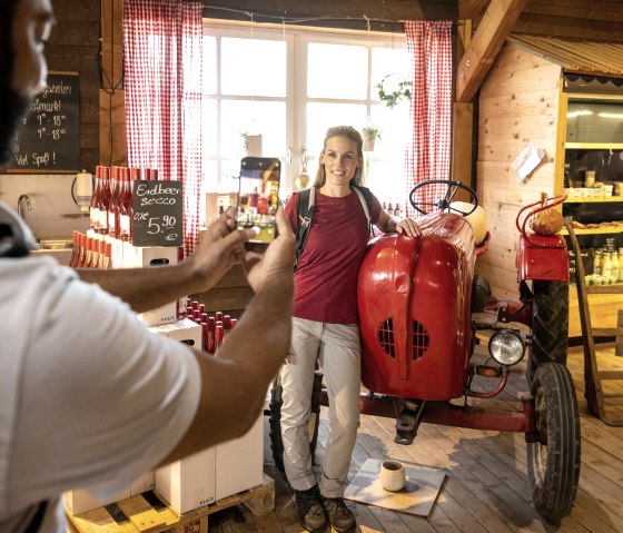 Discover history at the Krewelshof, &copy; Eifel Tourismus GmbH, Dominik Ketz