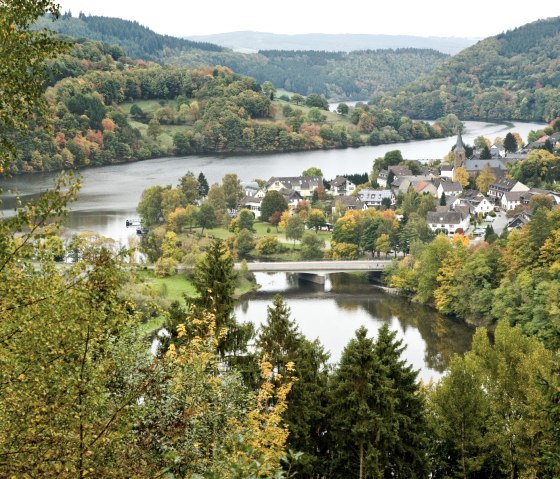 Rur-Olef-Route: The view of Einruhr, © Rheinland-Pfalz Tourismus GmbH/D. Ketz