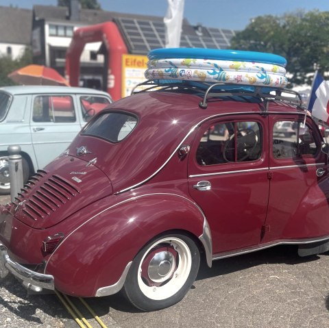 Oldtimerausstellung Brunnenfest, © Dr. Manfred Rechs