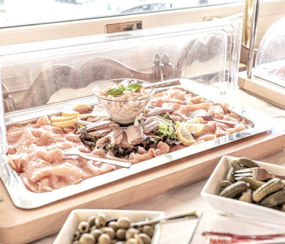 Buffet selection, &copy; Caf&eacute; Flink