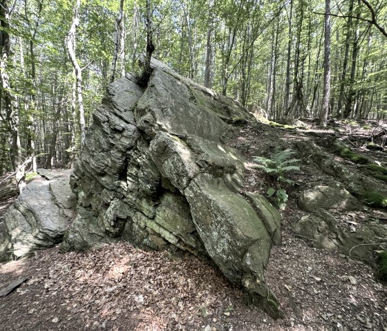 Fels entlang der Tour, &copy; Rureifel-Tourismus e.V., Dennis Winands