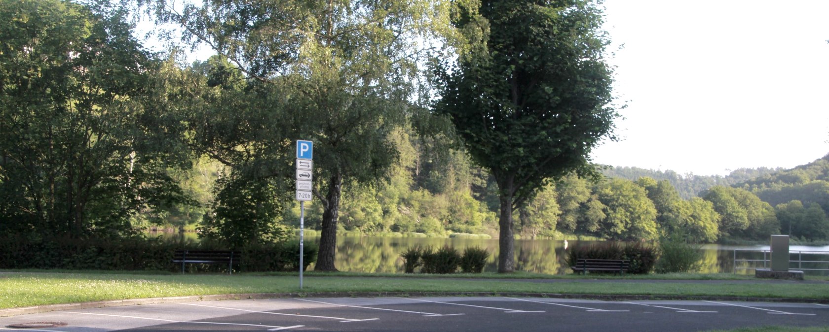 Wanderparkplatz J&auml;gersweiler Stra&szlig;e Einruhr, &copy; Rursee-Touristik GmbH