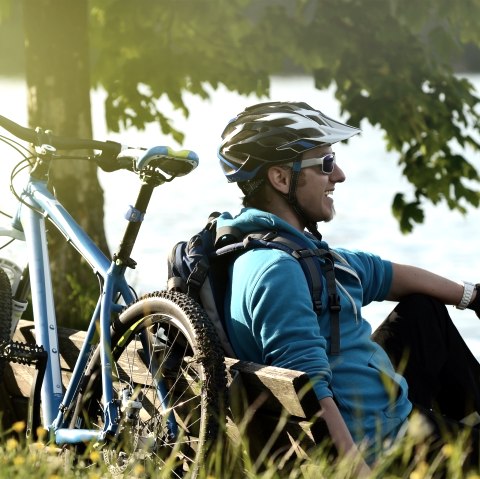 Pause am See, &copy; fotolia