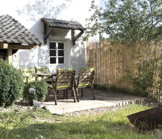 Terrasse_3, &copy; Nordeifel Tourismus GmbH & Ferienwohnung zum Pinken Schaf