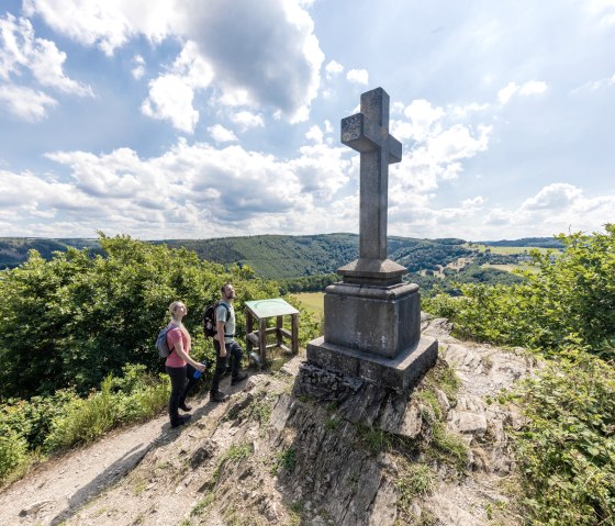 Eifel-Blick "Sch&ouml;ne Aussicht" Simmerath-Einruhr, &copy; Eifel Tourismus GmbH, A-R&ouml;ser-shapefruit-AG
